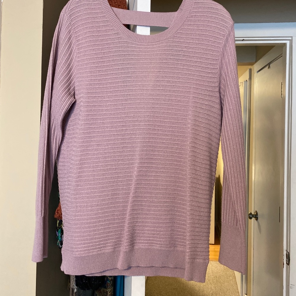 Lightweight sweater from NY&C